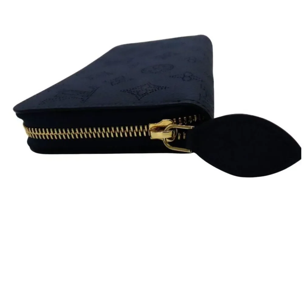 Louis Vuitton Zippy Wallet Monogram Mahina Long Wallet
